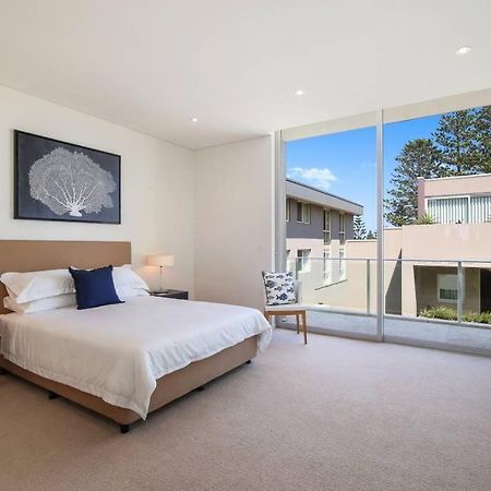 Beach And Ocean Front Penthouse With Wifi And Parking Appartement Entrance Buitenkant foto